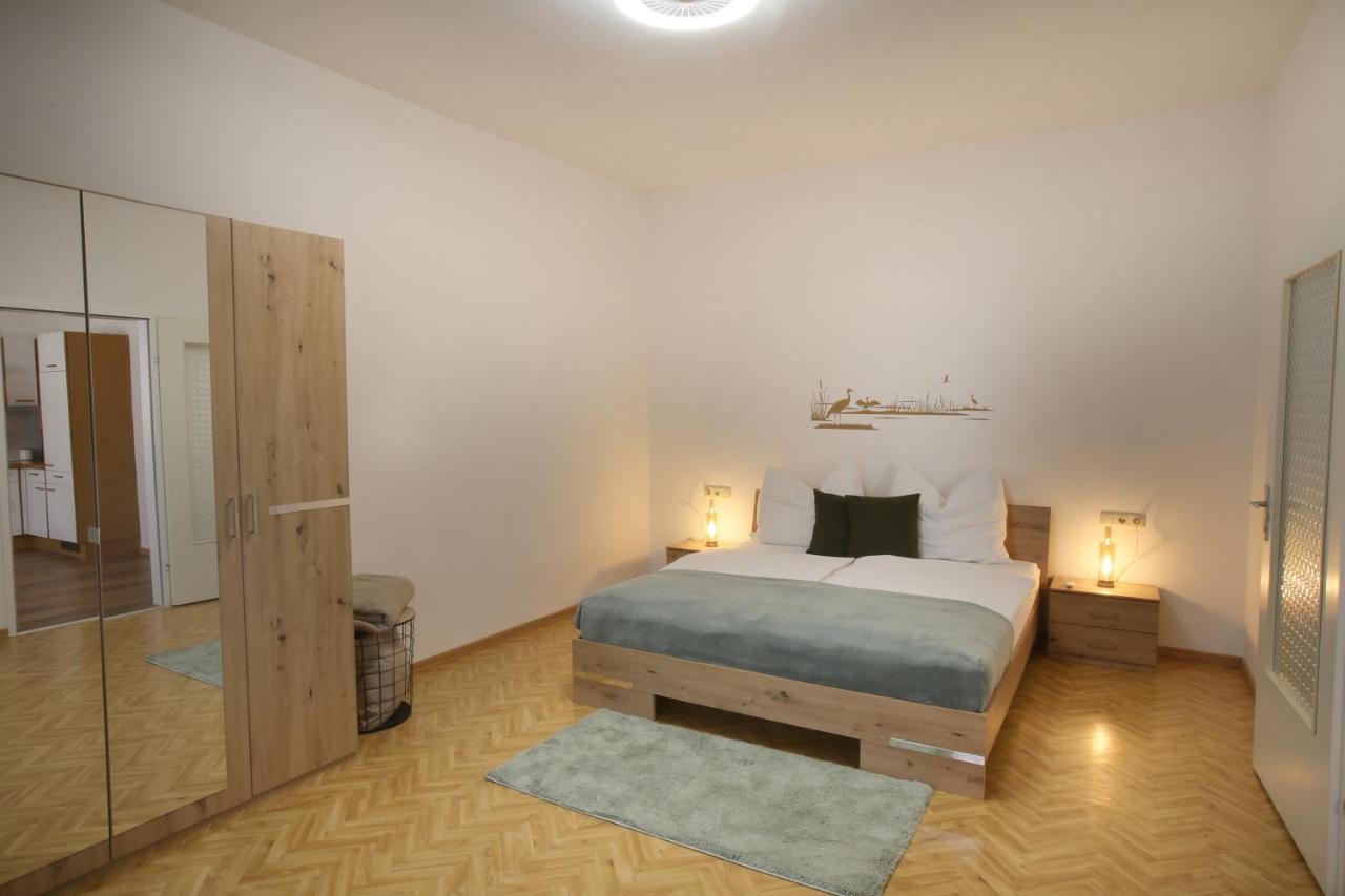 Appartment Weinbau Muellner 滨湖新锡德尔 外观 照片