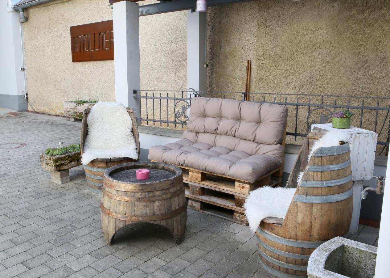 Appartment Weinbau Muellner 滨湖新锡德尔 外观 照片